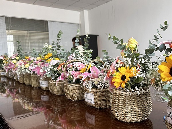 “插花拾趣，指尖綻放”歐能機械婦女節插花活動來啦！