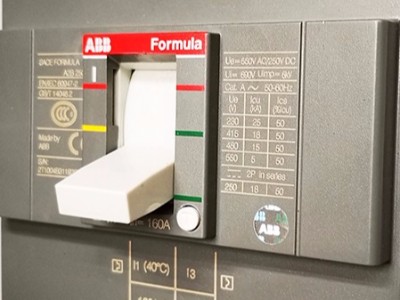 模溫機空氣開關型號怎么選？「歐能機械」優選ABB進口品牌元件