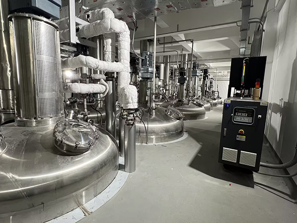 環保型熱熔膠反應釜電加熱油爐「歐能機械」