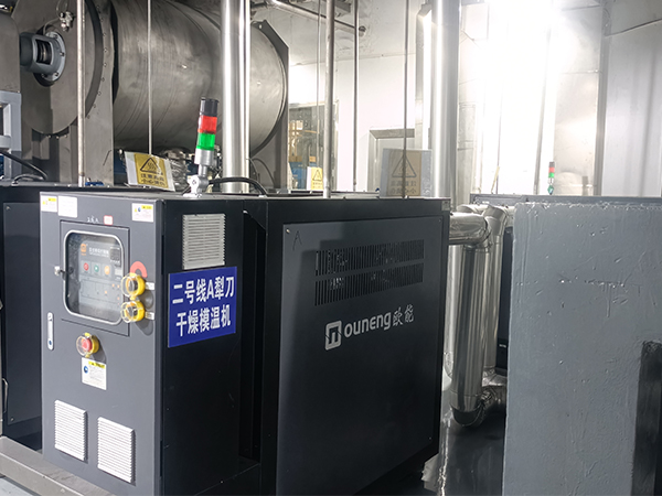 犁刀干燥機(jī)控溫模溫機(jī)提高生產(chǎn)效率，助力三元前軀體正極材料生產(chǎn)