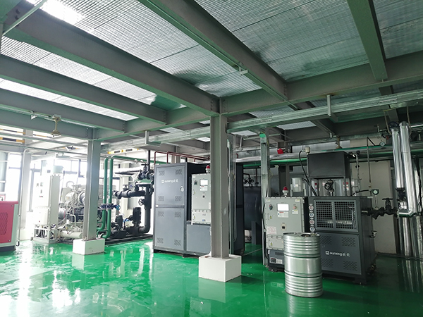 導(dǎo)熱油電加熱設(shè)備，精準控溫省成本